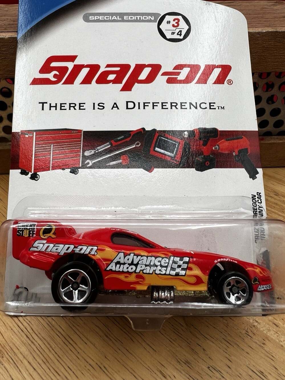 Hot Wheels Snap on Cruz Pedregon NITRO Funny Car Special Edition